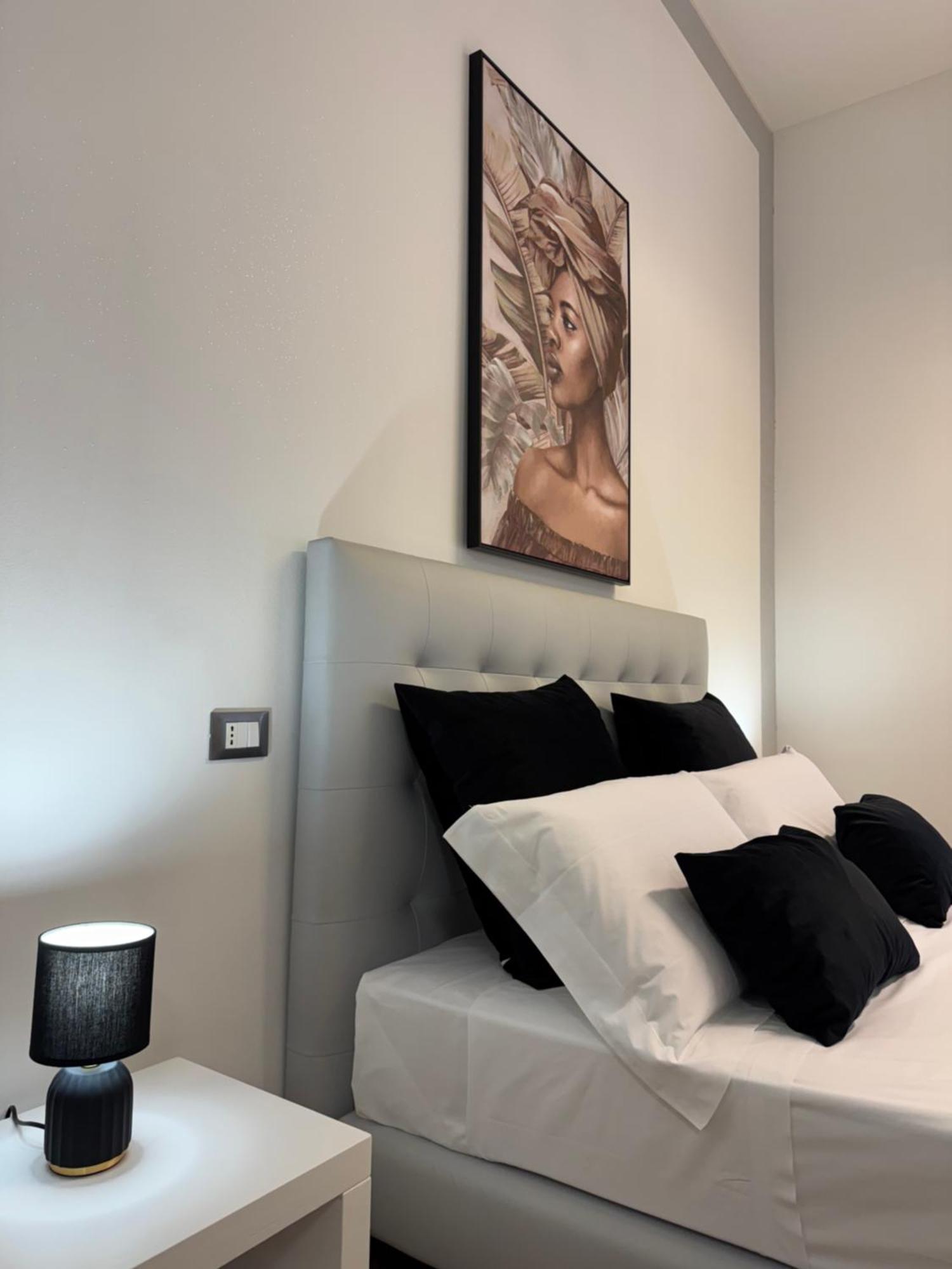 Crispi 120 Rooms New Opening Παλέρμο Εξωτερικό φωτογραφία